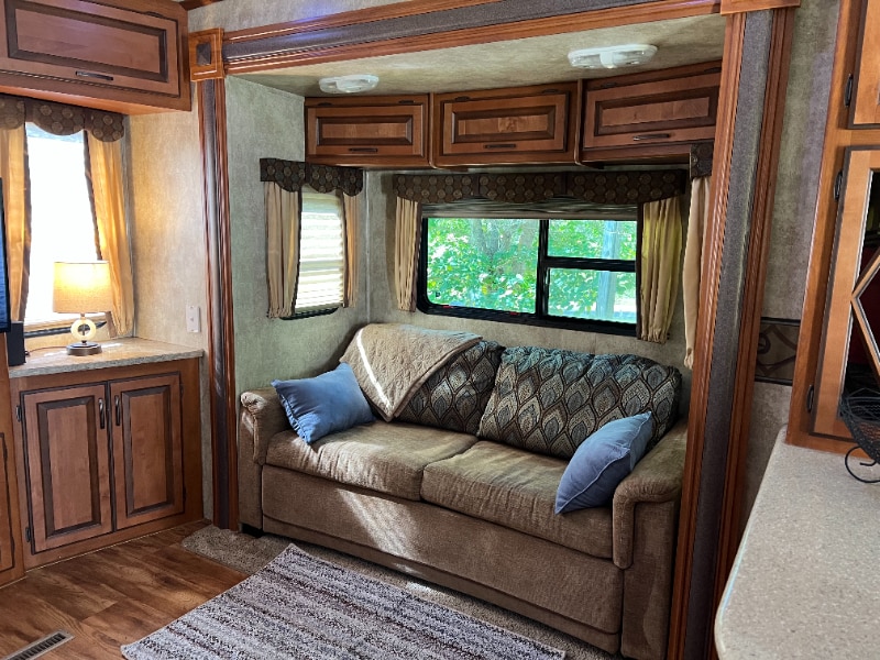 Building Photo - 7560 Chelsea Rd