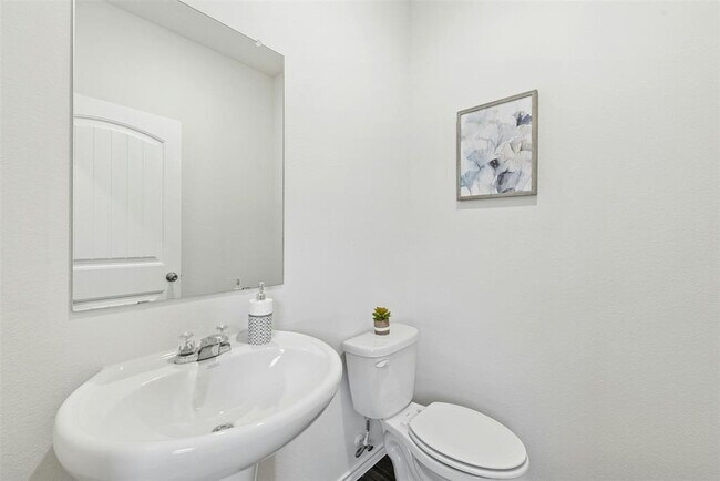 Building Photo - 187 Dorchester Dr