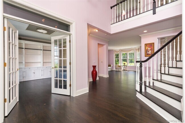 Building Photo - 53 Pembroke Dr