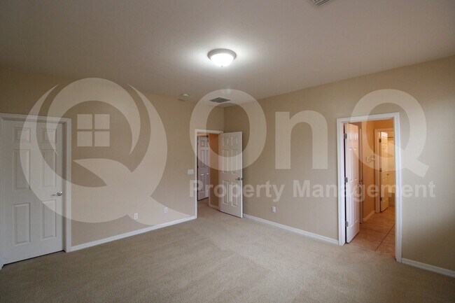 Building Photo - 3951 E Ravenswood Dr