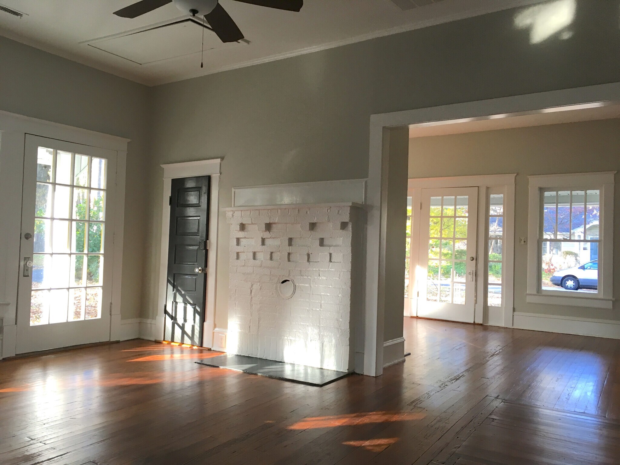 Building Photo - 2331 Englewood Ave