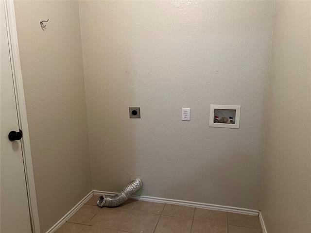 Building Photo - 1535 Sleepy Hollow Dr