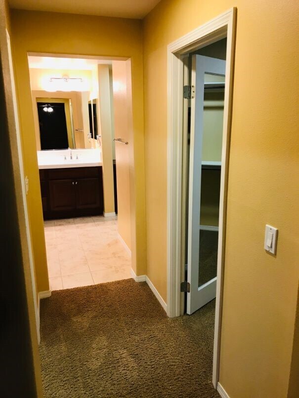 Building Photo - 45611 Basswood Ct