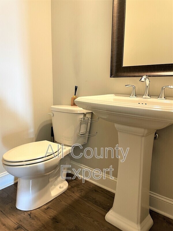 Building Photo - 113 Laurel Crst Aly