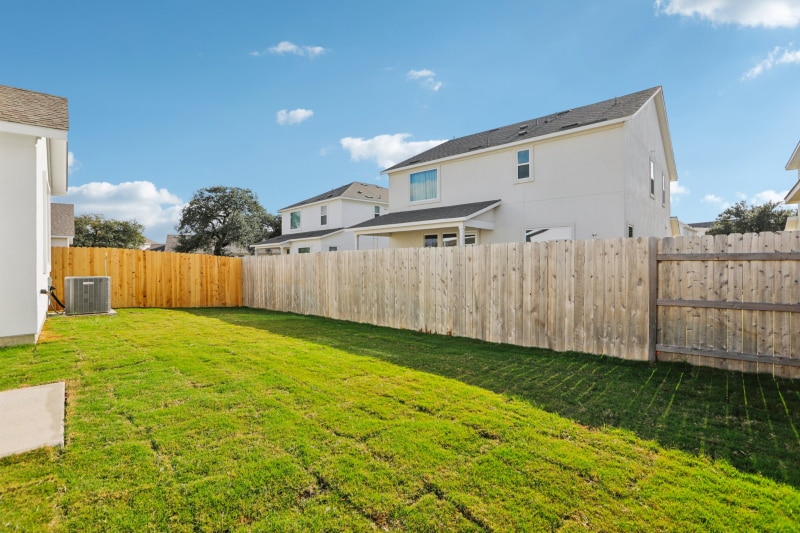 Building Photo - 1004 Yaupon Holly Dr