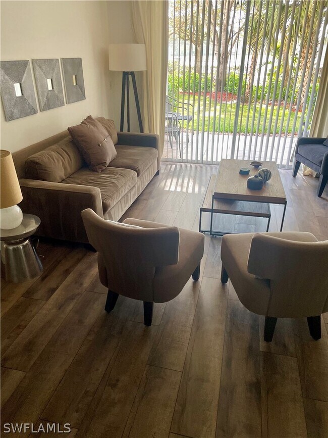 Building Photo - 1180 Wildwood Lakes Blvd