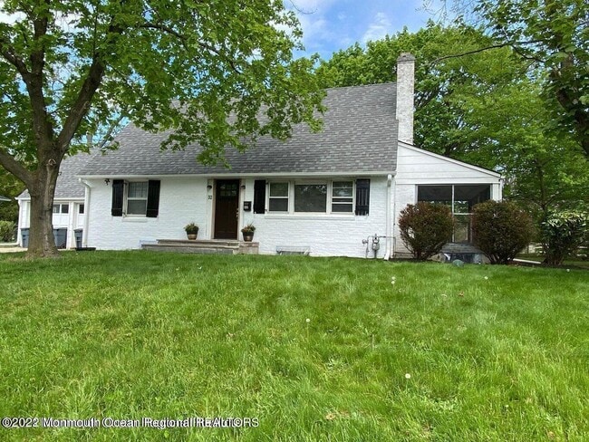 Primary Photo - 32 Baker Dr