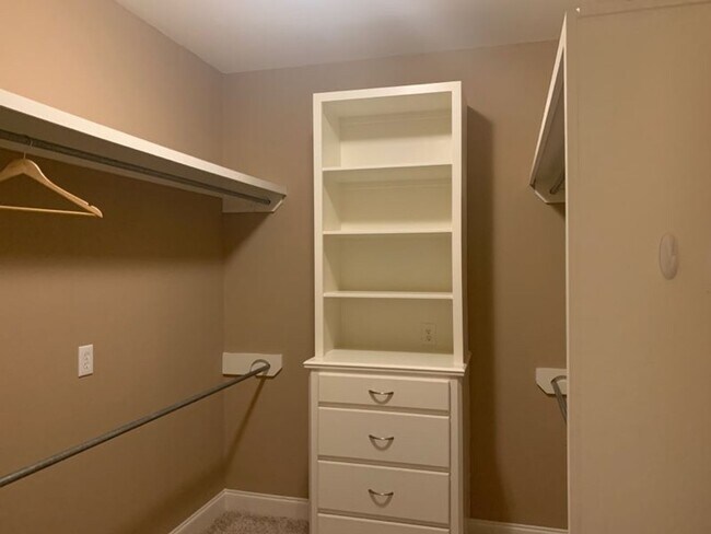 Building Photo - Beautiful Home Available in Providence of Madison County!