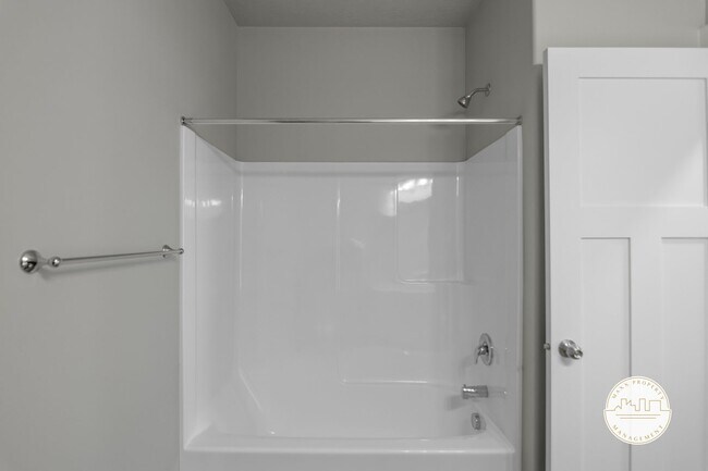 Building Photo - 3-Bed 2-Bath Condo In Lehi With Luxurious Amenities!