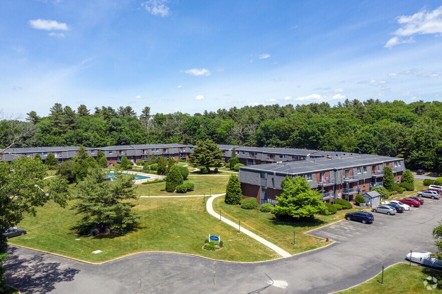Stoney Brook Village 10 Milliston Rd Millis MA 02054 Apartment Finder