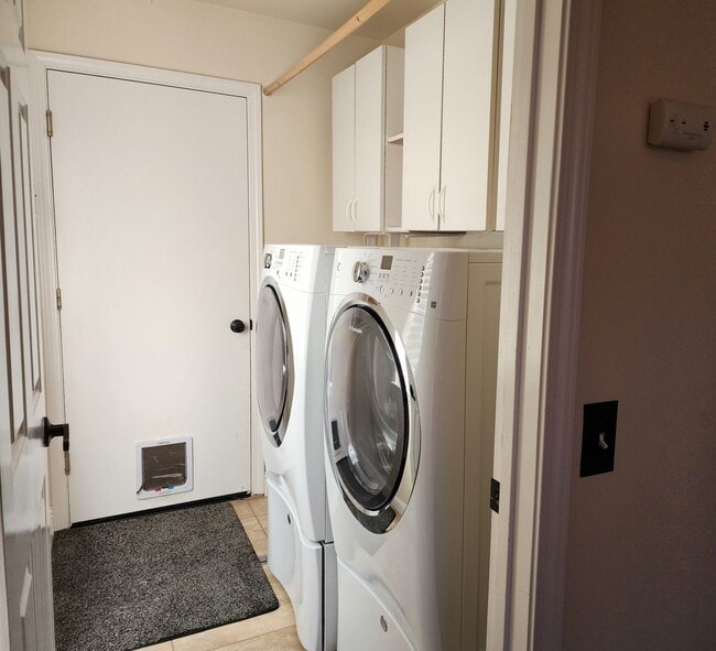 Building Photo - Home For Rent in Winhaven are of Minden