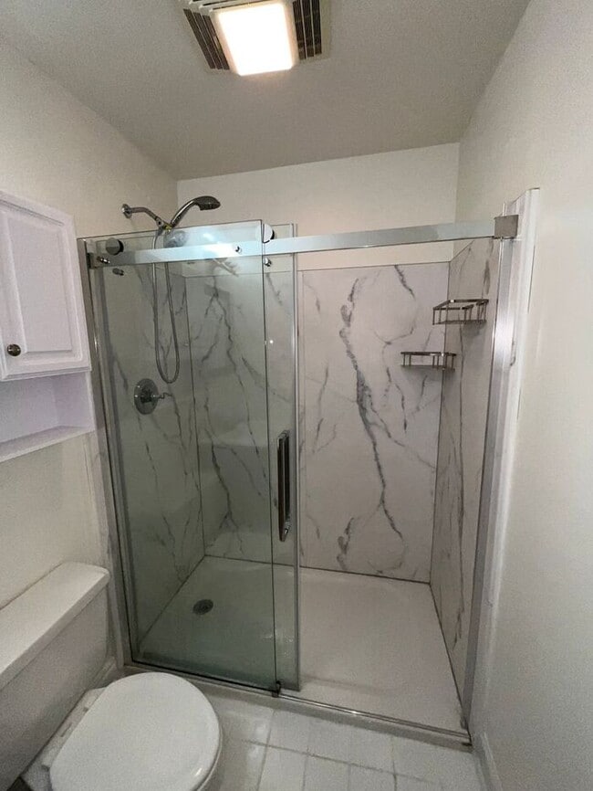Building Photo - Lovely 2BR Condo Near Percy Warner Park – ...