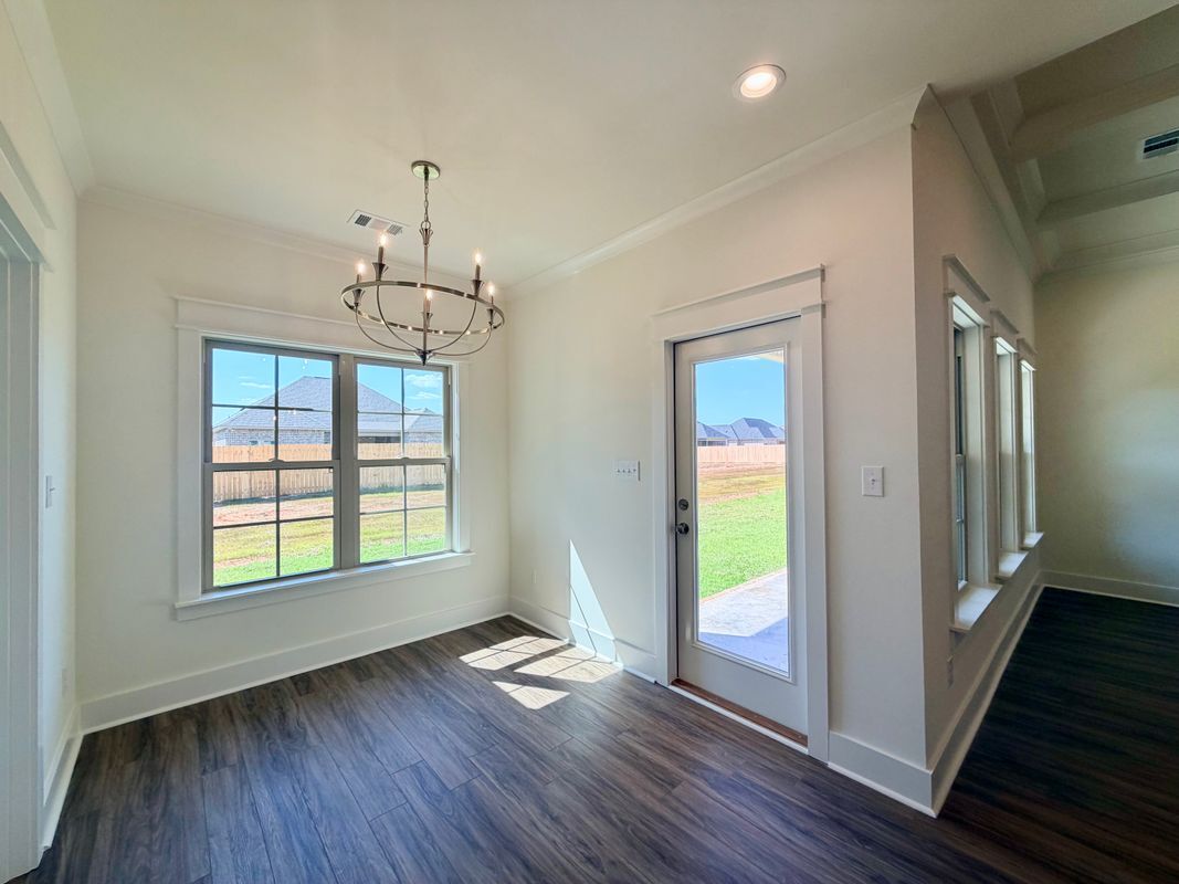 Building Photo - 513 Bristleleaf Path