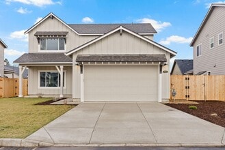 Building Photo - 4 bedroom home in desirable neighborhood