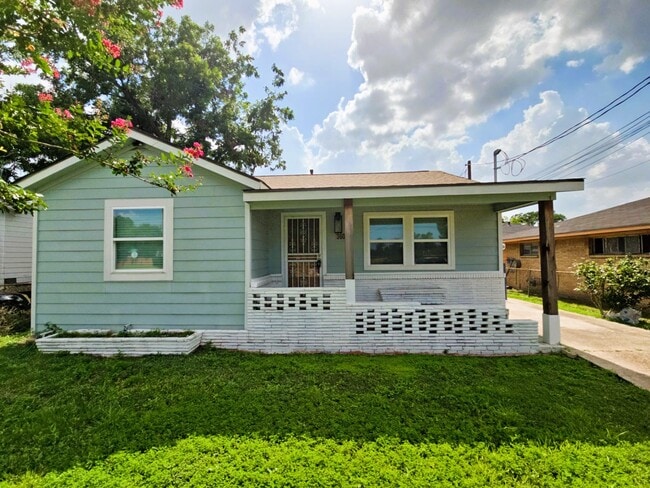 Building Photo - 3603 E Lockwood Dr