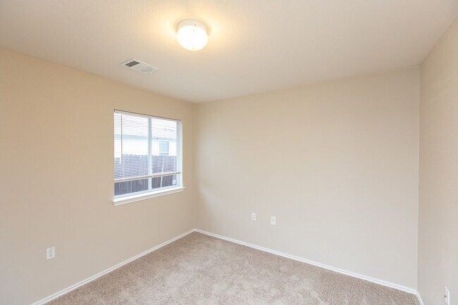Building Photo - 14009 Briarcreek Loop
