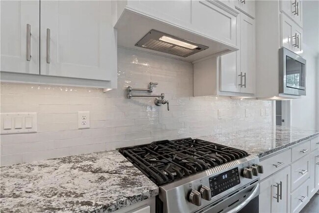 Building Photo - New Beginnings Start At AMRR: Beautiful Newer Construction Home in Prairie Grove