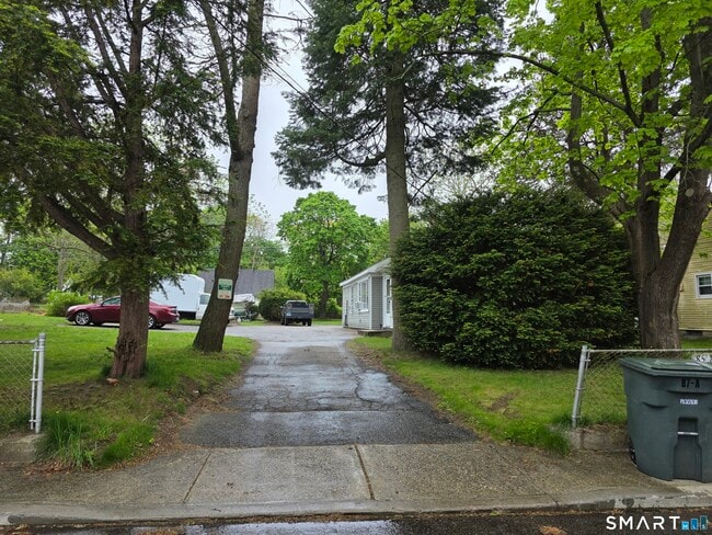 Building Photo - 87 Elderkin Ave
