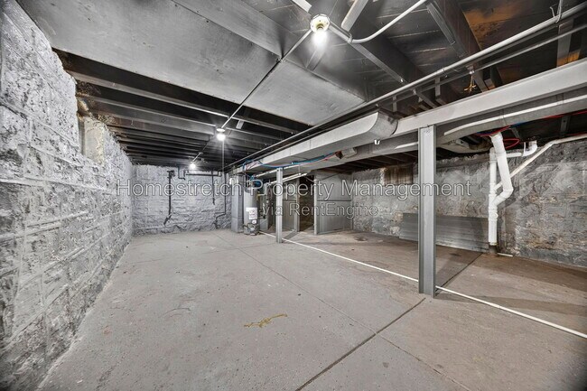 Building Photo - 5920 Ferris Ave