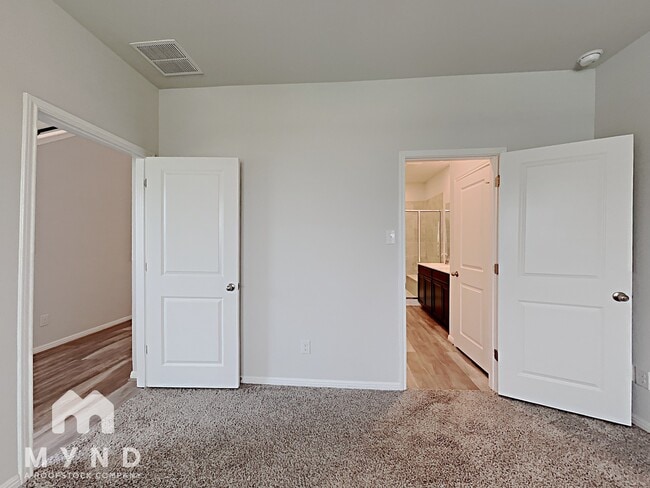Building Photo - 5709 Pleasanton Pkwy
