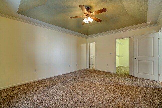 Building Photo - Large 2 BR, 2 BA Dual Master Suite in Boiling Springs Convenient to Shopping, Dining, Easy Access...