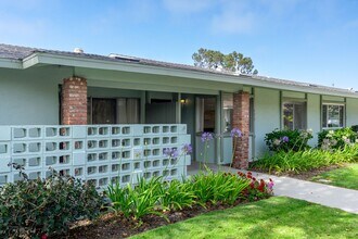 Building Photo - Charming 2BR Condo in Hueneme Bay 55+ Community with 2-Car Garage