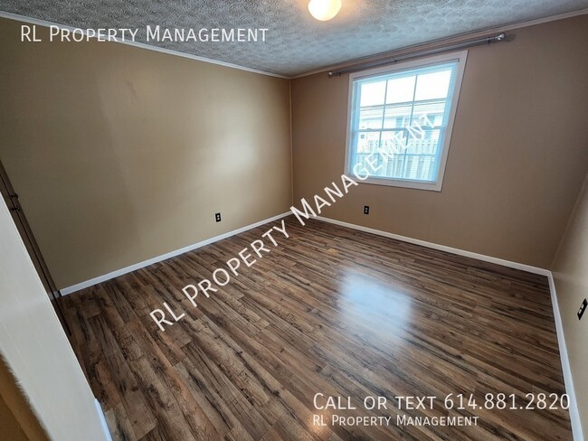 Building Photo - COMING SOON! -1 bedroom 1 bathroom apartme...