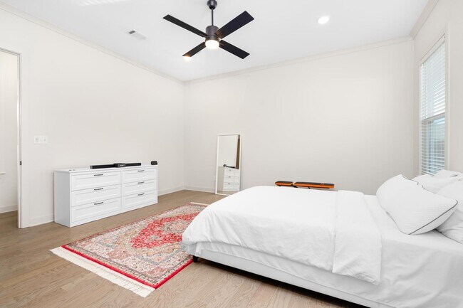 Building Photo - 5628 Gerber Rd