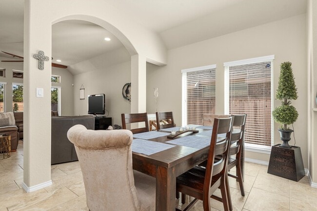 Building Photo - 19122 Panther Cave Ct