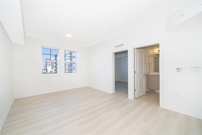 Building Photo - 5579 Millennia Park Dr