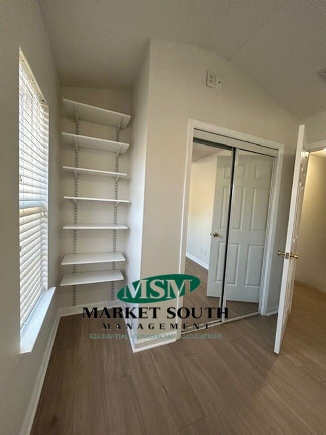 Building Photo - GEORGETOWN - KING GEORGE BOULEVARD