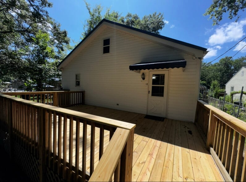 Building Photo - 617 S Jones Ave