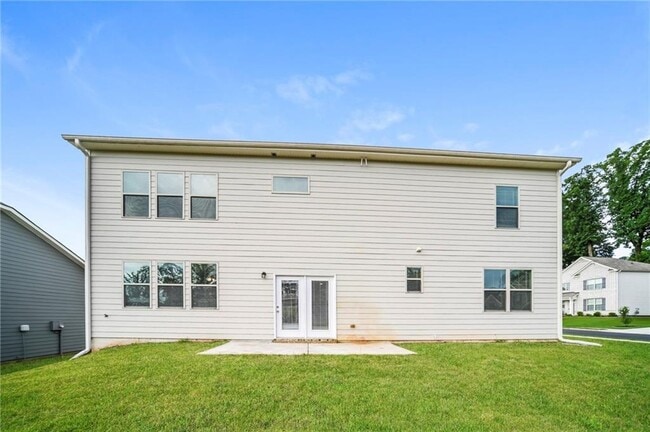 Building Photo - 7326 Embassy Trce