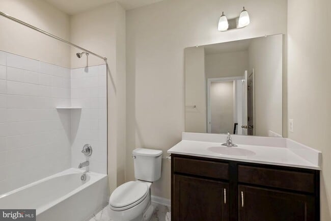 Building Photo - 5986 Passend Dr