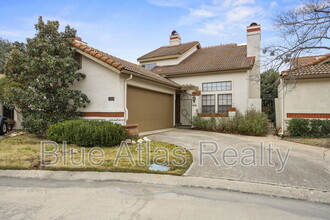 Building Photo - 609 Fiesta Cir