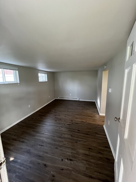 Building Photo - 816 Tokay Ln