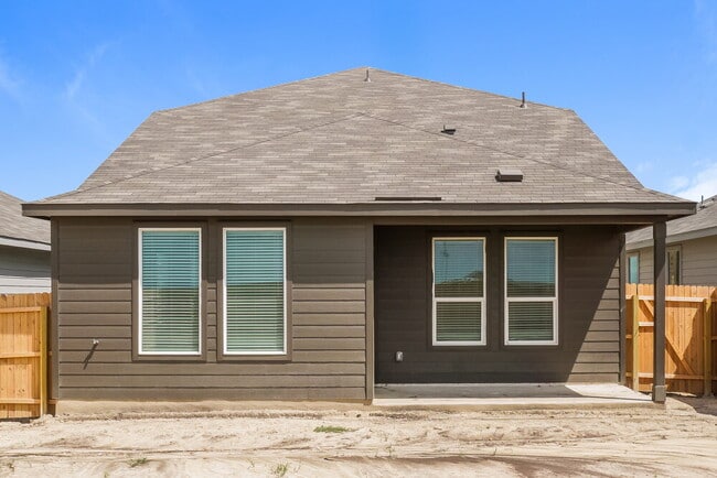 Building Photo - 606 Kayden Ct
