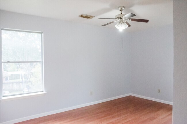 Building Photo - 16306 Cobble Springs Ct