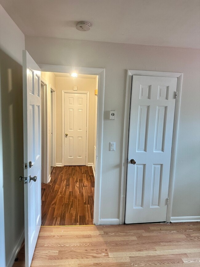 Building Photo - 2715 Morena St