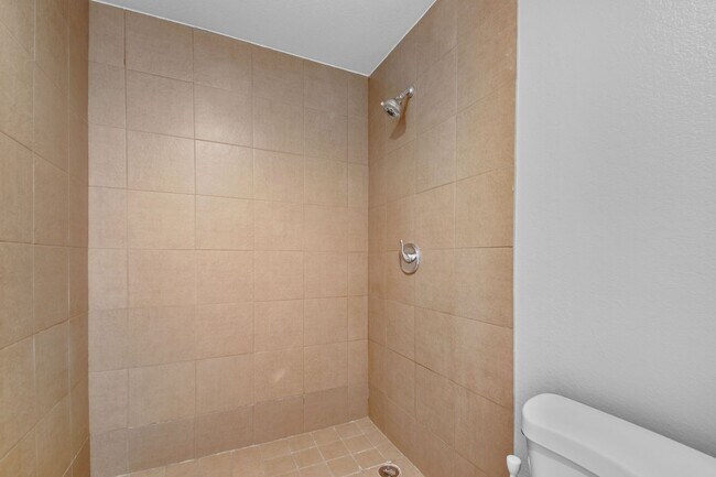 Building Photo - 5104 N 32nd St