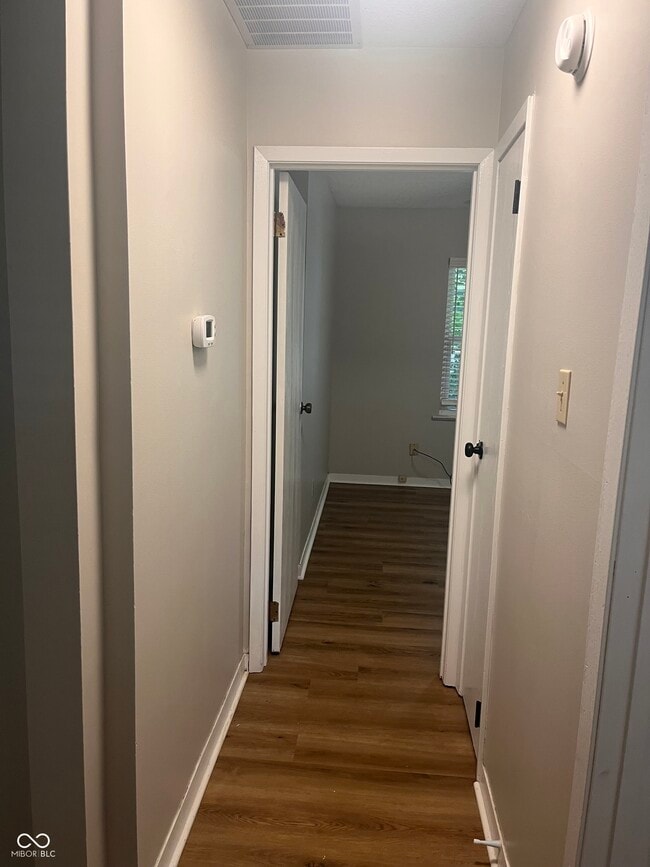 Building Photo - 333 Beechwood Ct