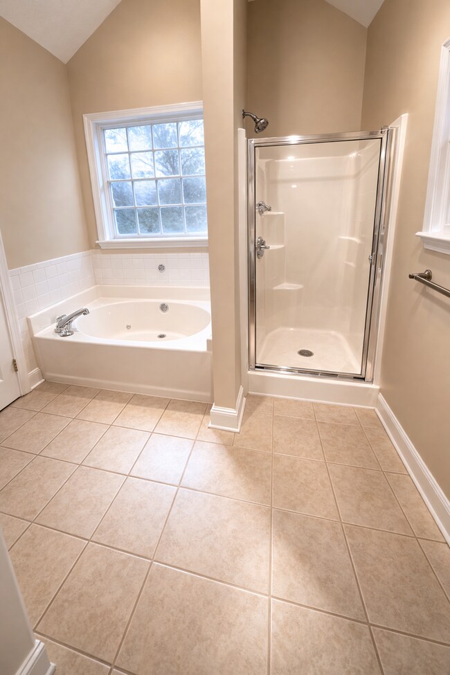 Building Photo - Charming Bonaire Home with Workshop, Privacy Fence & Spacious Layout!