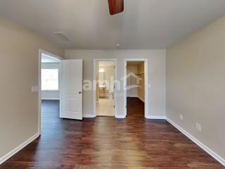 Building Photo - 1614 Deer Meadows Dr