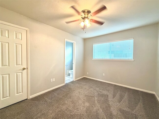 Building Photo - 22315 Waynoka Rd