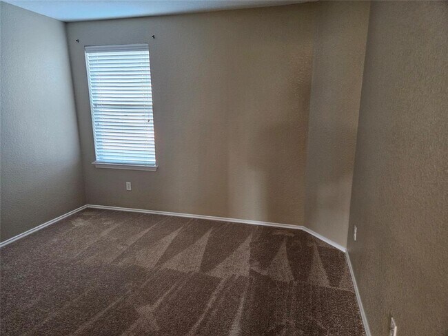 Building Photo - 11109 Persimmon Gap Dr