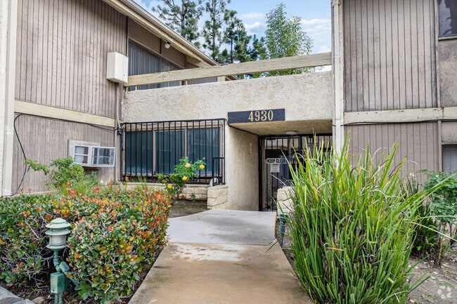 Entrance - Villa Sabrina Apartments