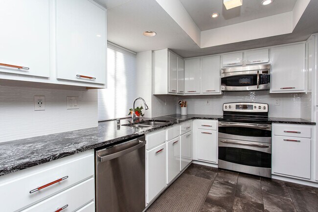 Building Photo - Coming Soon – Spacious 4-Bedroom, 2-Bath H...