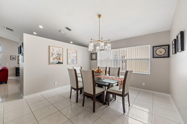 Building Photo - 3665 Miramontes Cir