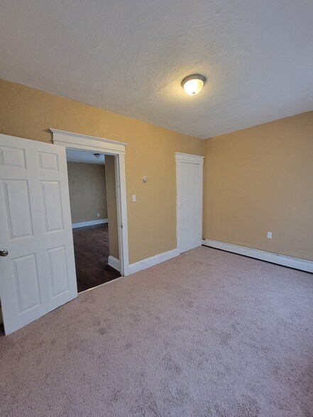 Bedroom 1 - 1462 Olden Ave
