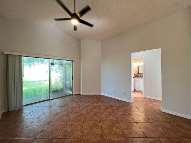 Building Photo - 89 Buxton Ln